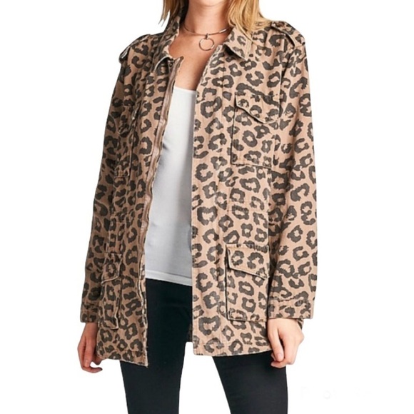 𝅺ELLISON Leopard Utility Jacket Size Small - Picture 1 of 14